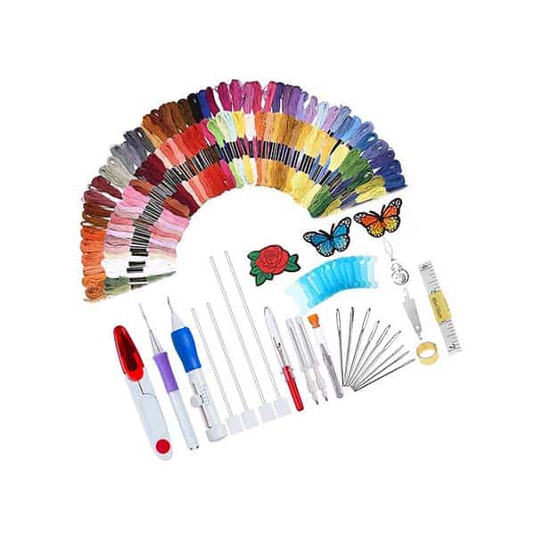 Souprava EmbroideryKit, 136dílná sada nití a dalšího nejběžnějšího vyšívacího příslušenství - Image 1