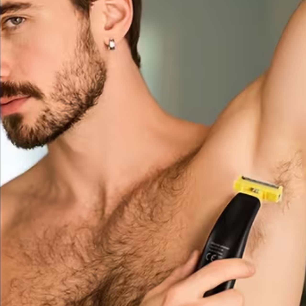 FullBodyShaver, elektrický holicí strojek na vousy a tělo - Image 1