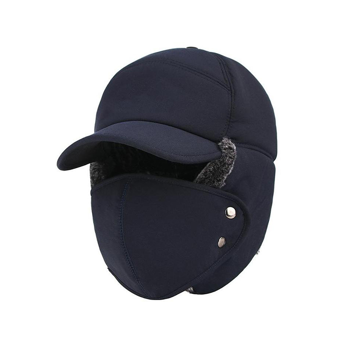WarmCap, čepice s kšiltem, který kromě očí chrání uši, bradu a většinu hlavy před chladem
